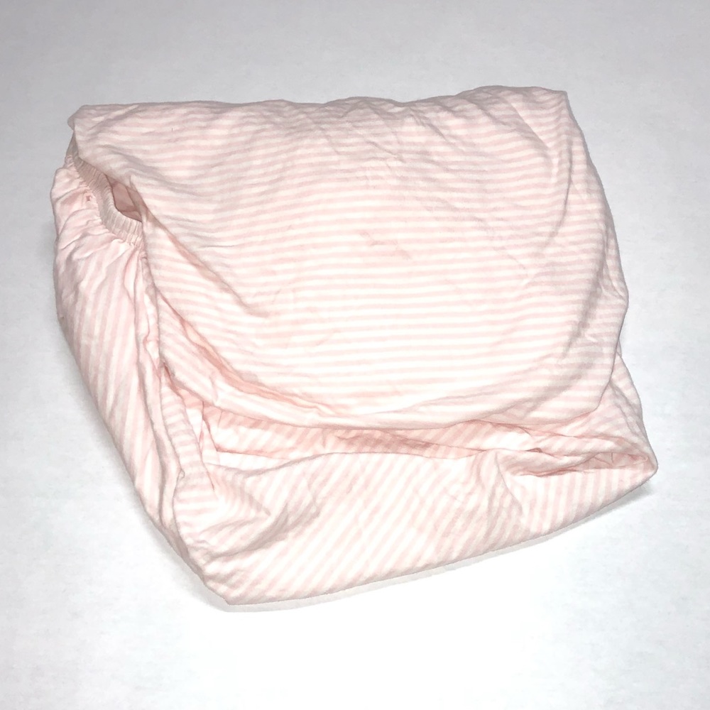 Burt’s Bees Baby Crib Sheet Pink/White